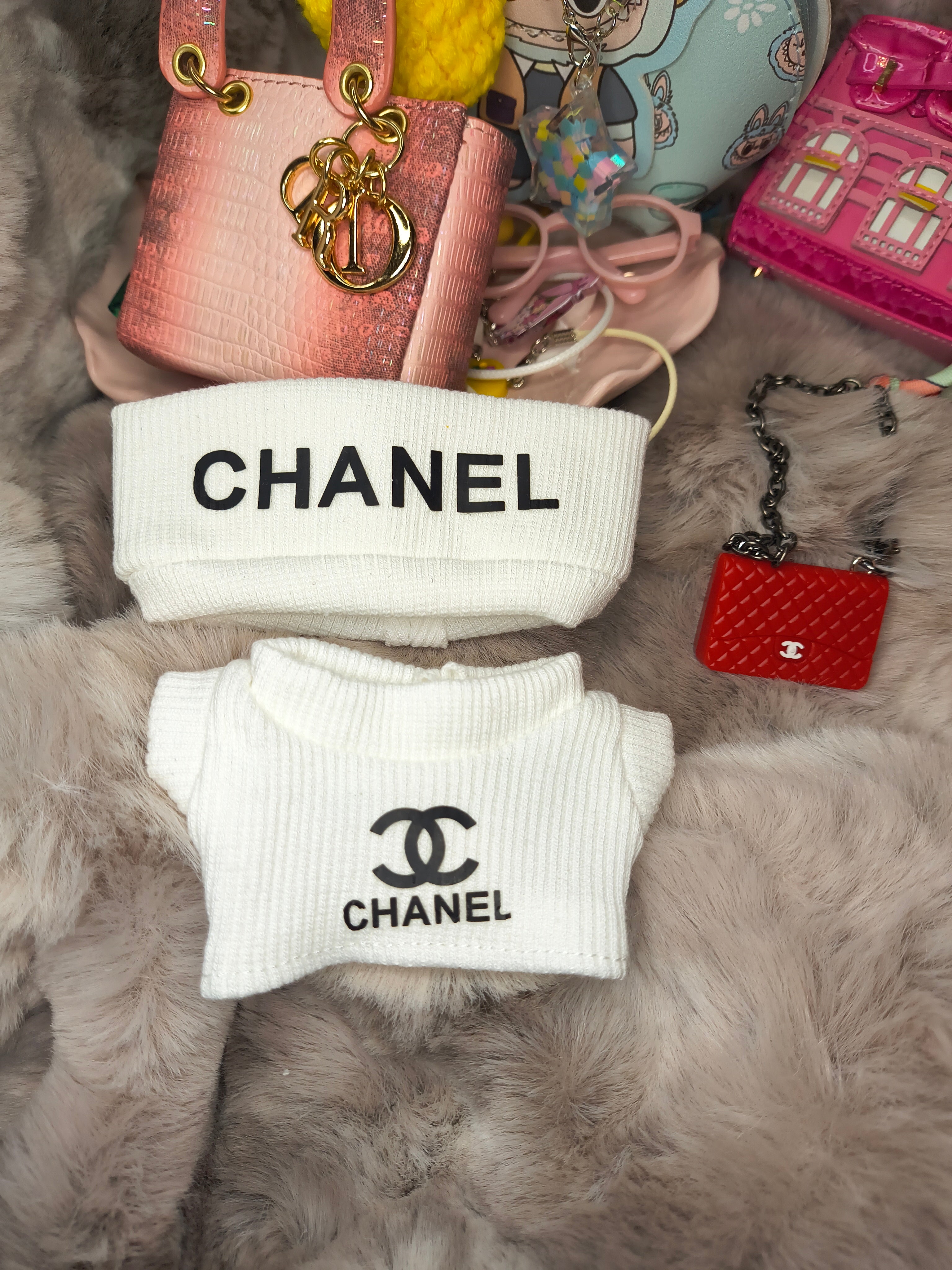 3 Pc White